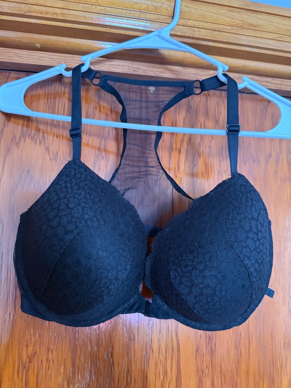 NWT Victoria Secret Women's Push Up Bra Black Lace Front Closure Racerback 40C
